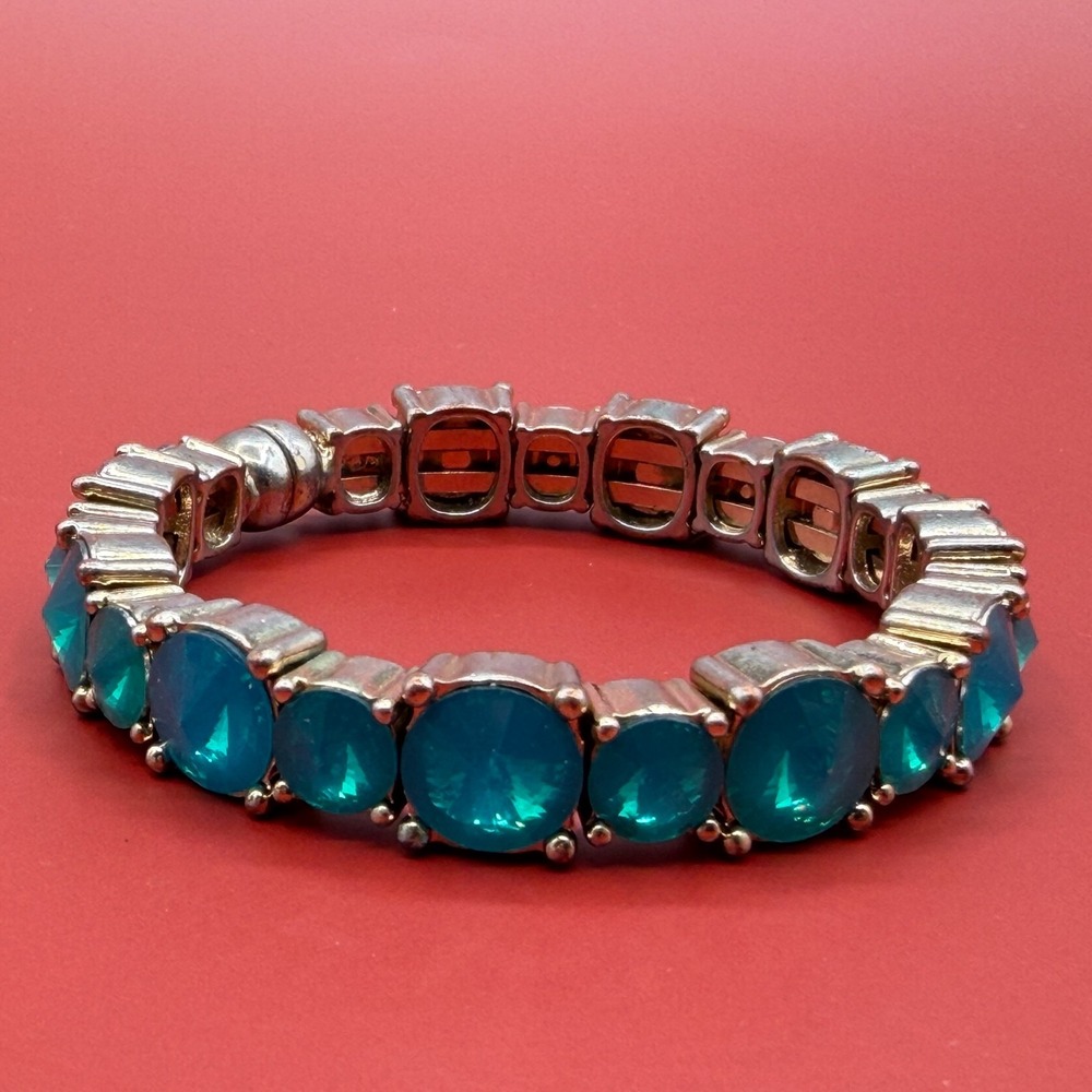 Teal Blue Faceted Gem Stretch Bracelet Silver Tone Statement Vintage Glam Gift